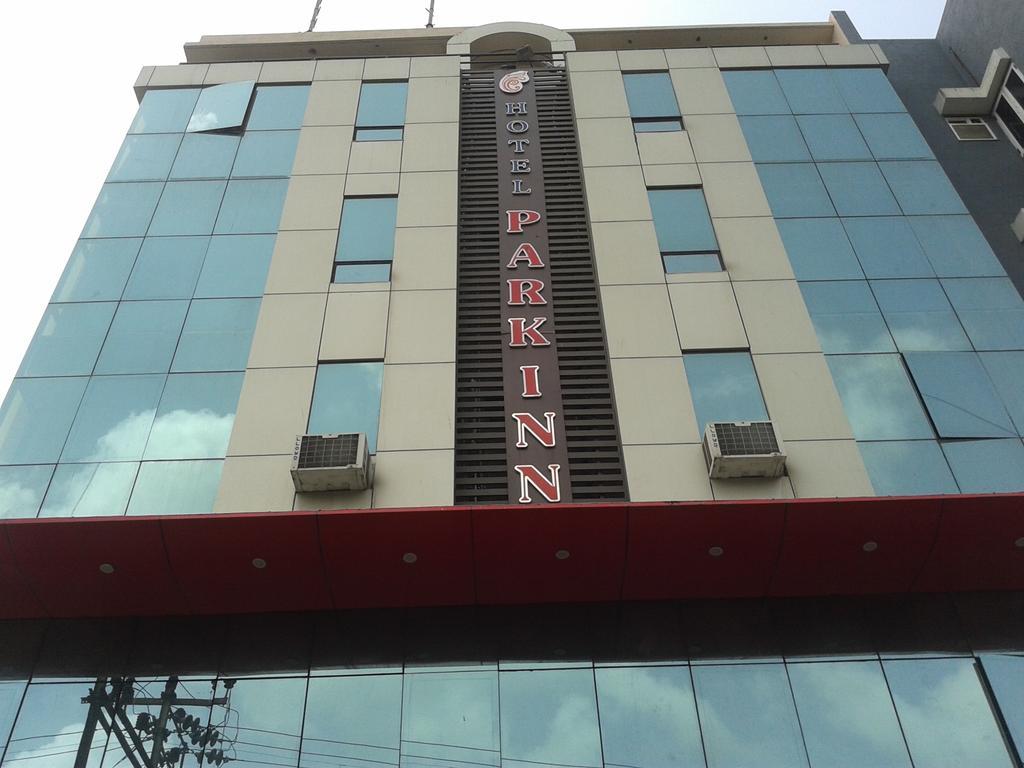 Hotel Park Inn Rajkot Exterior photo