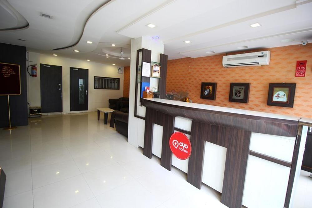 Hotel Park Inn Rajkot Exterior photo